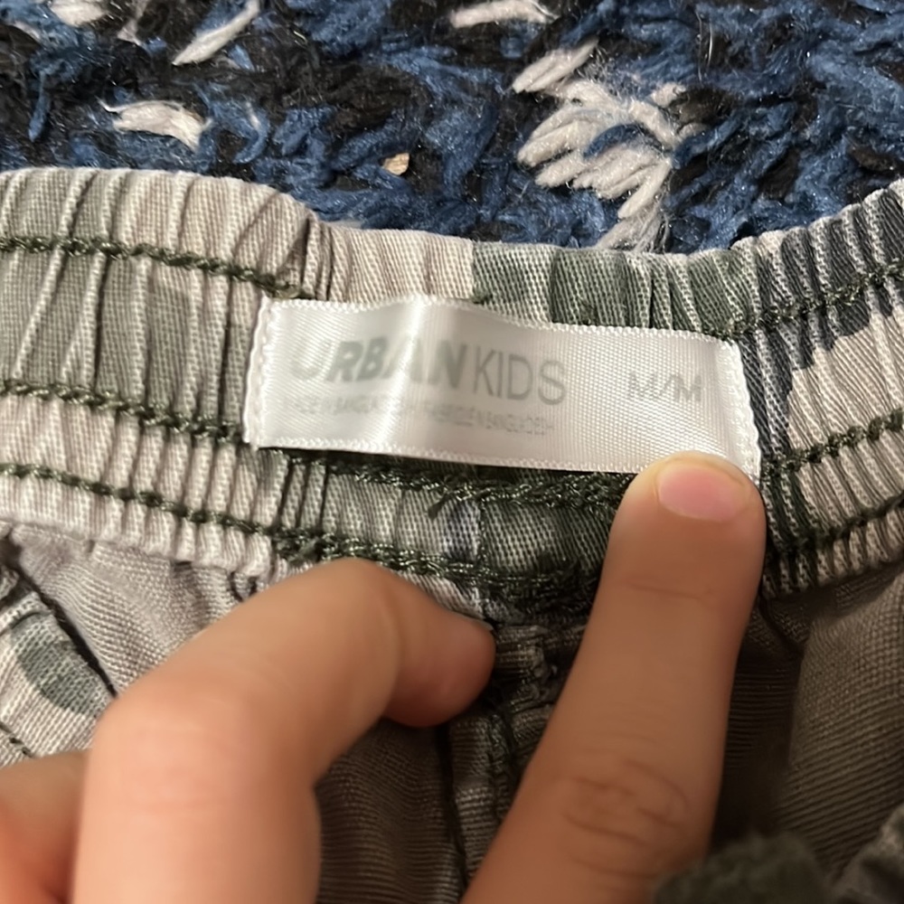 Cargo pants - Picture 3 of 3